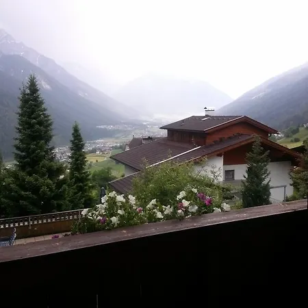 ゲストハウス Birgit