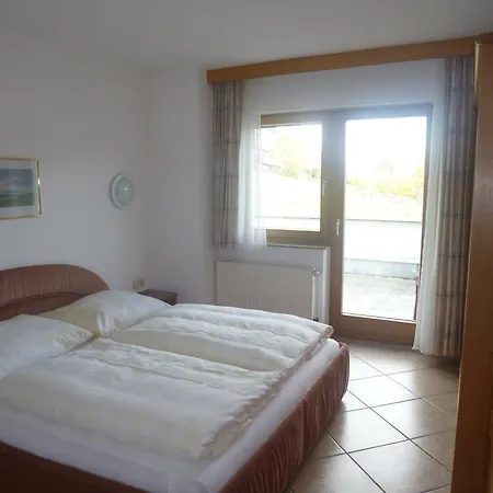 ゲストハウス Birgit