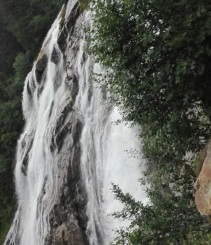 بيت ضيافة لاندهاوس بيرجيت تلفس ام ستوباي