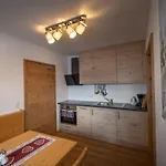 Birgit 4*